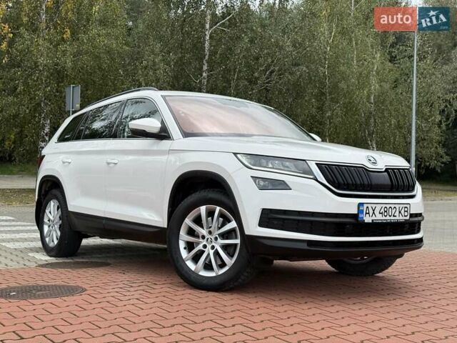 Белый Шкода Kodiaq, объемом двигателя 1.98 л и пробегом 56 тыс. км за 30500 $, фото 35 на Automoto.ua