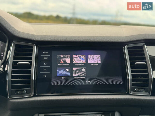 Белый Шкода Kodiaq, объемом двигателя 2 л и пробегом 153 тыс. км за 35600 $, фото 67 на Automoto.ua