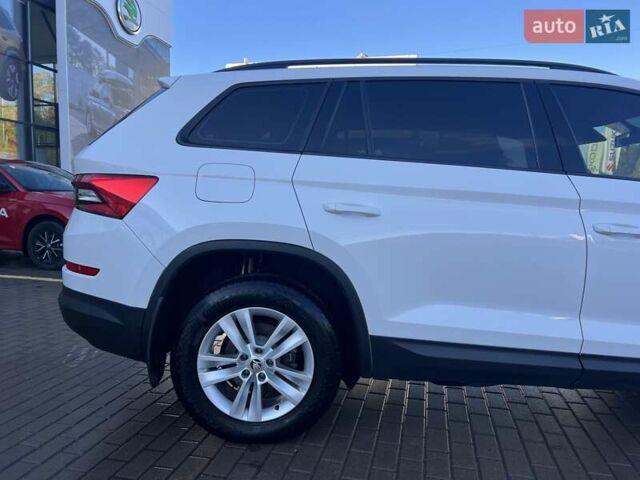 Белый Шкода Kodiaq, объемом двигателя 1.97 л и пробегом 219 тыс. км за 26200 $, фото 9 на Automoto.ua