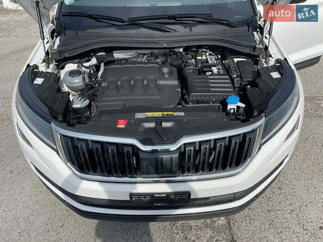 Шкода Kodiaq 2020 в Ужгороде на Automoto.ua Белый Шкода Kodiaq, объемом двигателя 1.97 л и пробегом 267 тыс. км за 26800 $, фото 48 на Automoto.ua