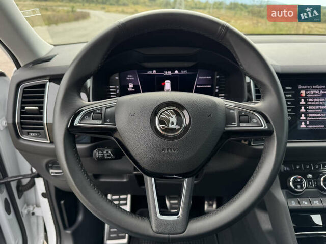 Белый Шкода Kodiaq, объемом двигателя 2 л и пробегом 153 тыс. км за 35600 $, фото 48 на Automoto.ua