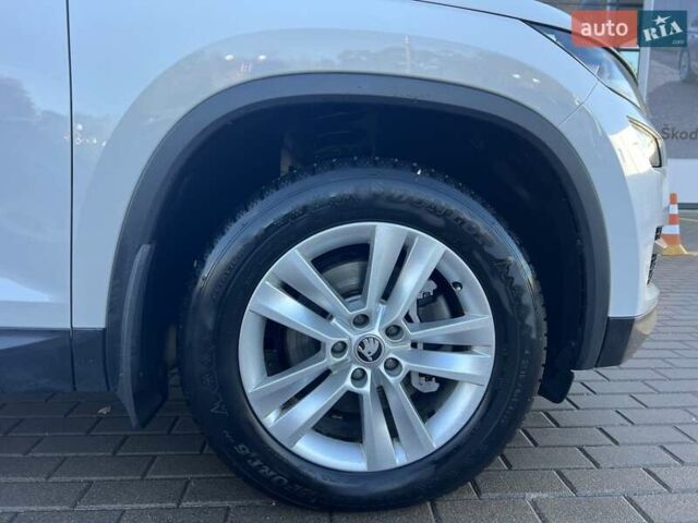 Белый Шкода Kodiaq, объемом двигателя 1.97 л и пробегом 219 тыс. км за 26200 $, фото 15 на Automoto.ua
