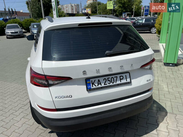 Белый Шкода Kodiaq, объемом двигателя 1.98 л и пробегом 234 тыс. км за 26000 $, фото 4 на Automoto.ua