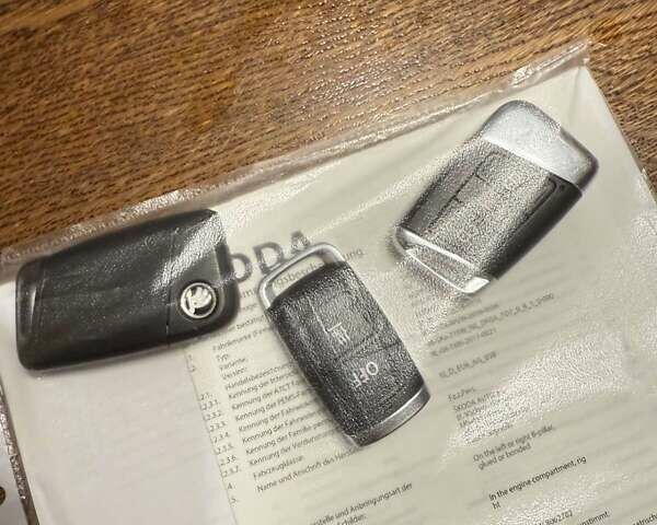 Білий Шкода Kodiaq, об'ємом двигуна 1.97 л та пробігом 190 тис. км за 30950 $, фото 49 на Automoto.ua