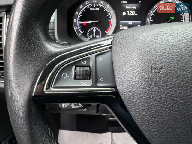 Белый Шкода Kodiaq, объемом двигателя 1.97 л и пробегом 237 тыс. км за 26500 $, фото 41 на Automoto.ua