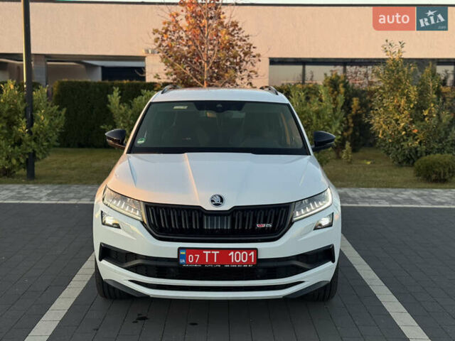 Белый Шкода Kodiaq, объемом двигателя 2 л и пробегом 195 тыс. км за 34999 $, фото 1 на Automoto.ua