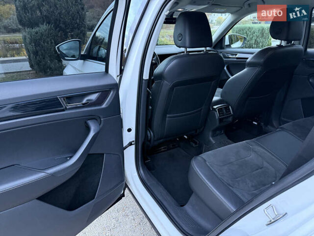 Белый Шкода Kodiaq, объемом двигателя 1.98 л и пробегом 95 тыс. км за 26699 $, фото 25 на Automoto.ua