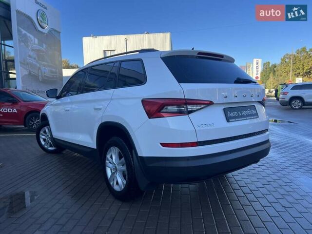 Белый Шкода Kodiaq, объемом двигателя 1.97 л и пробегом 219 тыс. км за 26200 $, фото 11 на Automoto.ua