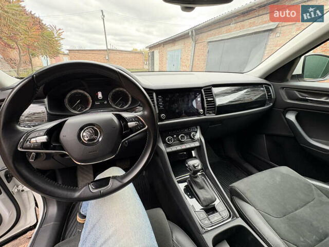 Белый Шкода Kodiaq, объемом двигателя 1.98 л и пробегом 232 тыс. км за 23000 $, фото 23 на Automoto.ua