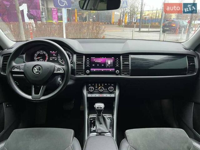 Білий Шкода Kodiaq, об'ємом двигуна 1.98 л та пробігом 75 тис. км за 29490 $, фото 28 на Automoto.ua