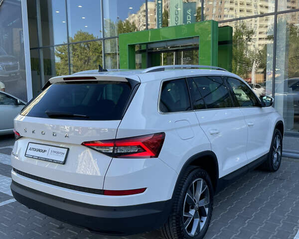 Белый Шкода Kodiaq, объемом двигателя 1.97 л и пробегом 200 тыс. км за 27500 $, фото 40 на Automoto.ua