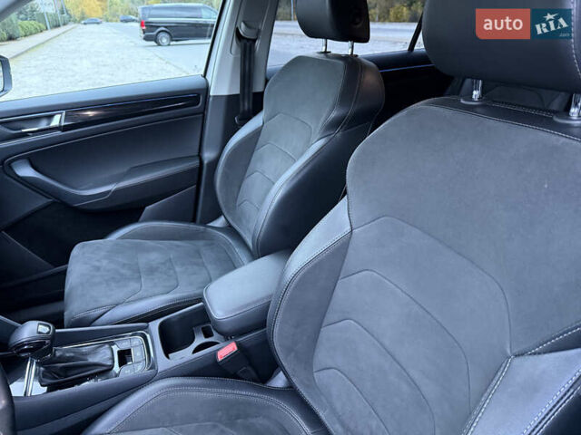 Белый Шкода Kodiaq, объемом двигателя 1.98 л и пробегом 95 тыс. км за 26699 $, фото 15 на Automoto.ua