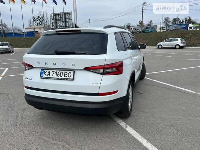 Белый Шкода Kodiaq, объемом двигателя 1.98 л и пробегом 150 тыс. км за 24300 $, фото 16 на Automoto.ua