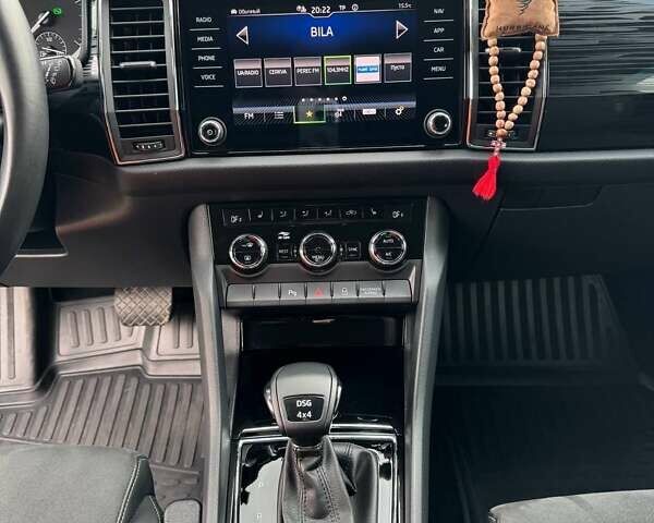 Белый Шкода Kodiaq, объемом двигателя 1.98 л и пробегом 33 тыс. км за 34500 $, фото 85 на Automoto.ua