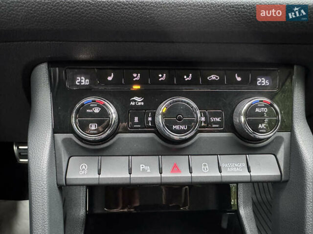 Белый Шкода Kodiaq, объемом двигателя 1.97 л и пробегом 237 тыс. км за 26500 $, фото 53 на Automoto.ua