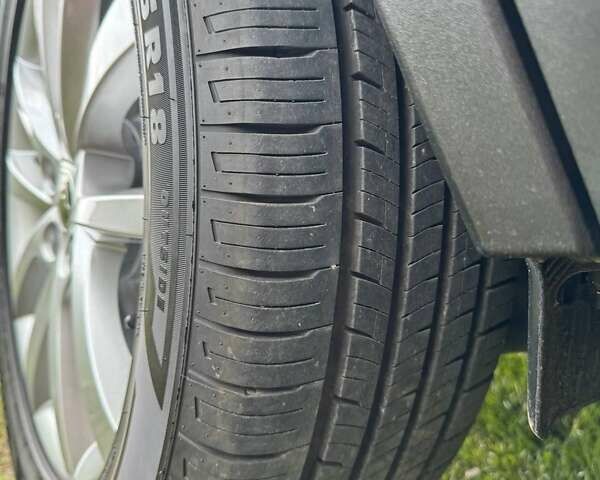 Белый Шкода Kodiaq, объемом двигателя 1.98 л и пробегом 33 тыс. км за 34500 $, фото 97 на Automoto.ua