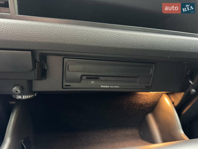 Белый Шкода Kodiaq, объемом двигателя 1.97 л и пробегом 237 тыс. км за 26500 $, фото 85 на Automoto.ua