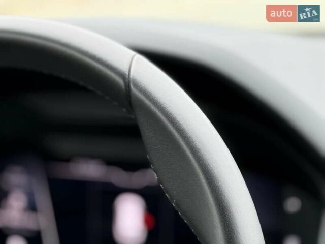 Белый Шкода Kodiaq, объемом двигателя 1.98 л и пробегом 56 тыс. км за 30500 $, фото 102 на Automoto.ua