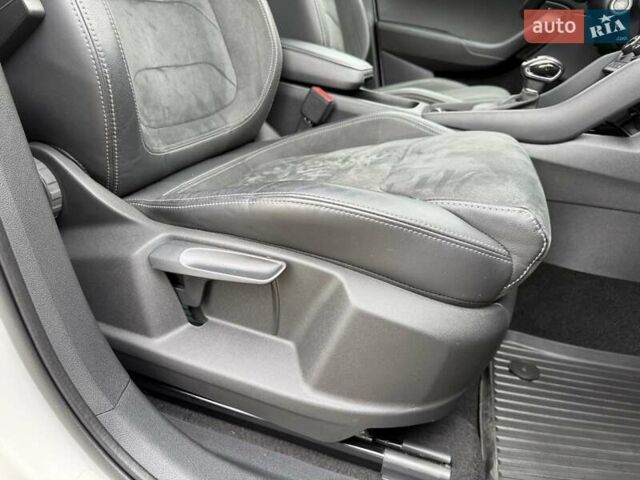 Белый Шкода Kodiaq, объемом двигателя 1.98 л и пробегом 56 тыс. км за 30500 $, фото 96 на Automoto.ua