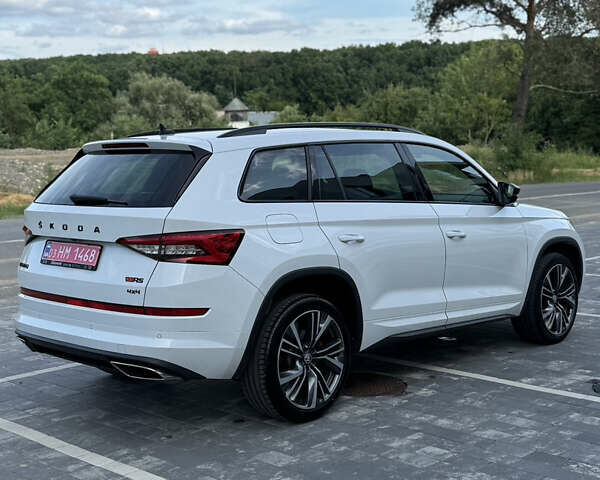 Шкода Kodiaq 2020 в Ужгороде на Automoto.ua Белый Шкода Kodiaq, объемом двигателя 2 л и пробегом 194 тыс. км за 34500 $, фото 11 на Automoto.ua