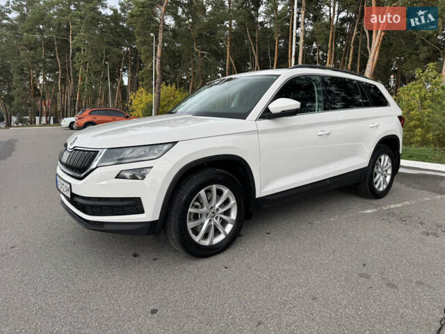 Белый Шкода Kodiaq, объемом двигателя 2 л и пробегом 225 тыс. км за 21800 $, фото 4 на Automoto.ua