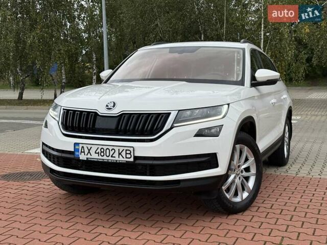 Белый Шкода Kodiaq, объемом двигателя 1.98 л и пробегом 56 тыс. км за 30500 $, фото 3 на Automoto.ua