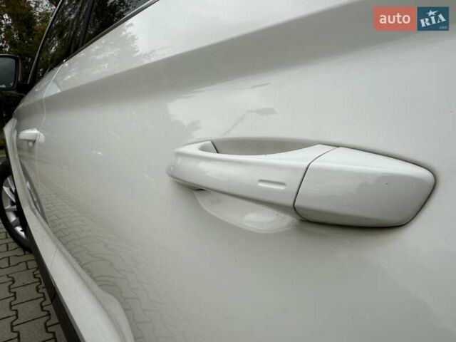 Белый Шкода Kodiaq, объемом двигателя 1.98 л и пробегом 56 тыс. км за 30500 $, фото 17 на Automoto.ua