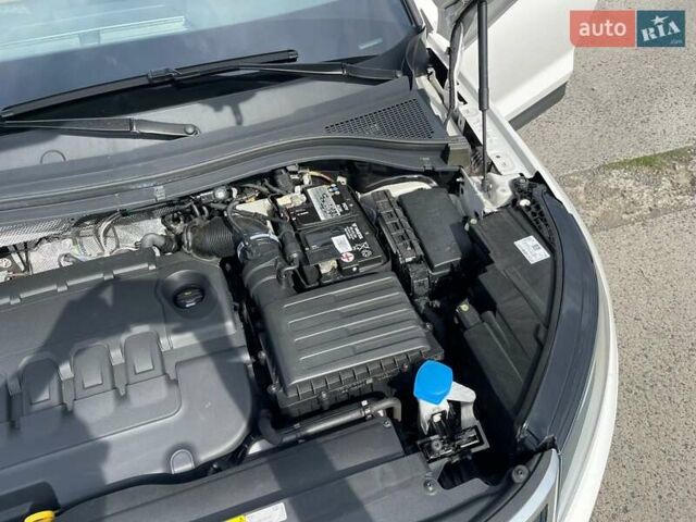 Шкода Kodiaq 2020 в Ужгороде на Automoto.ua Белый Шкода Kodiaq, объемом двигателя 1.97 л и пробегом 267 тыс. км за 26800 $, фото 47 на Automoto.ua