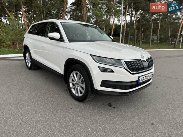 Белый Шкода Kodiaq, объемом двигателя 2 л и пробегом 225 тыс. км за 21800 $, фото 9 на Automoto.ua