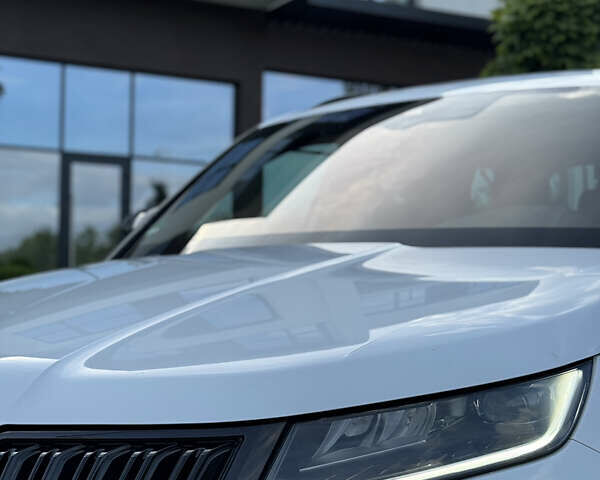 Шкода Kodiaq 2020 в Ужгороде на Automoto.ua Белый Шкода Kodiaq, объемом двигателя 2 л и пробегом 194 тыс. км за 34500 $, фото 2 на Automoto.ua