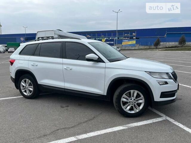 Белый Шкода Kodiaq, объемом двигателя 1.98 л и пробегом 150 тыс. км за 24300 $, фото 20 на Automoto.ua