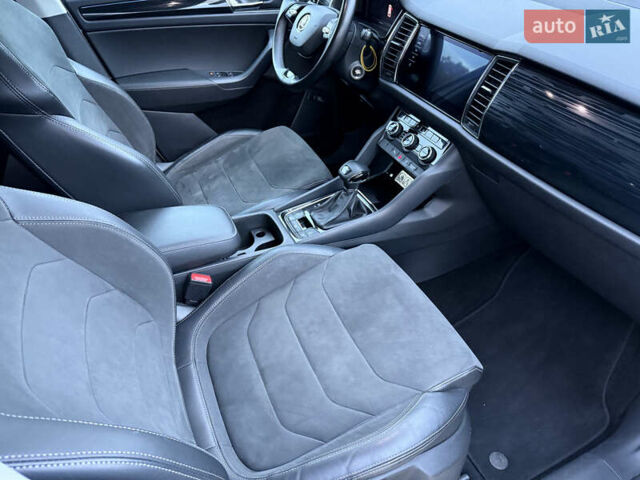 Белый Шкода Kodiaq, объемом двигателя 1.98 л и пробегом 95 тыс. км за 26699 $, фото 32 на Automoto.ua