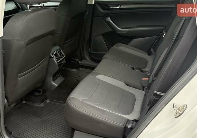 Білий Шкода Kodiaq, об'ємом двигуна 1.98 л та пробігом 131 тис. км за 24205 $, фото 10 на Automoto.ua