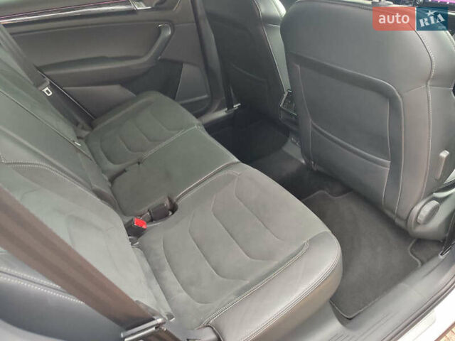 Белый Шкода Kodiaq, объемом двигателя 1.98 л и пробегом 74 тыс. км за 29500 $, фото 21 на Automoto.ua