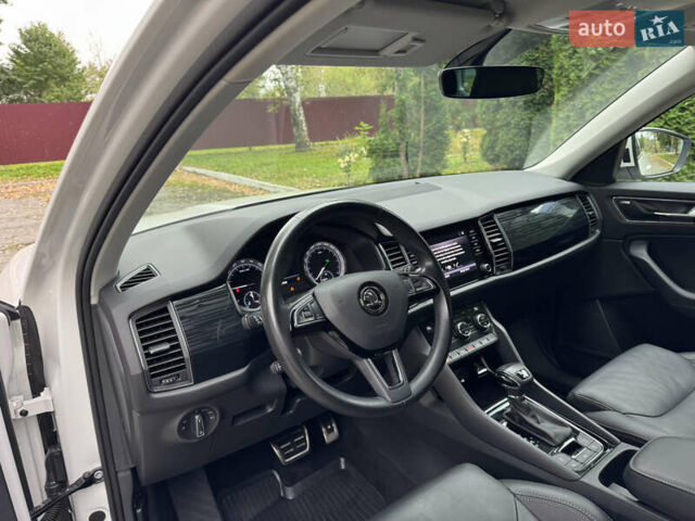 Белый Шкода Kodiaq, объемом двигателя 1.97 л и пробегом 237 тыс. км за 26500 $, фото 36 на Automoto.ua