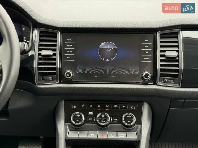 Белый Шкода Kodiaq, объемом двигателя 1.98 л и пробегом 56 тыс. км за 30500 $, фото 104 на Automoto.ua