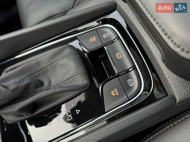 Белый Шкода Kodiaq, объемом двигателя 2 л и пробегом 153 тыс. км за 35600 $, фото 78 на Automoto.ua
