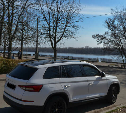 Білий Шкода Kodiaq, об'ємом двигуна 1.97 л та пробігом 226 тис. км за 26000 $, фото 1 на Automoto.ua