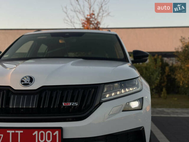 Белый Шкода Kodiaq, объемом двигателя 2 л и пробегом 195 тыс. км за 34999 $, фото 7 на Automoto.ua