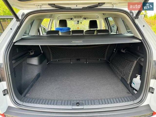 Белый Шкода Kodiaq, объемом двигателя 1.98 л и пробегом 33 тыс. км за 34500 $, фото 46 на Automoto.ua