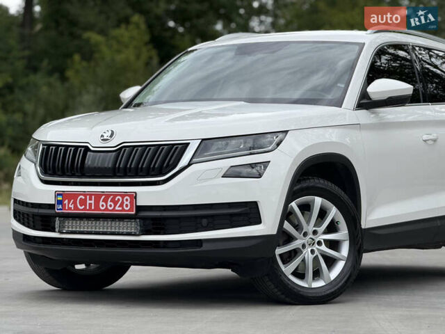 Белый Шкода Kodiaq, объемом двигателя 1.97 л и пробегом 164 тыс. км за 29990 $, фото 9 на Automoto.ua
