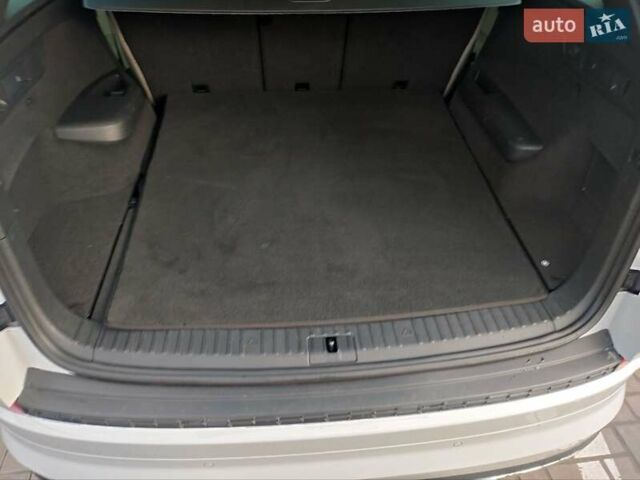 Білий Шкода Kodiaq, об'ємом двигуна 1.97 л та пробігом 190 тис. км за 30950 $, фото 34 на Automoto.ua