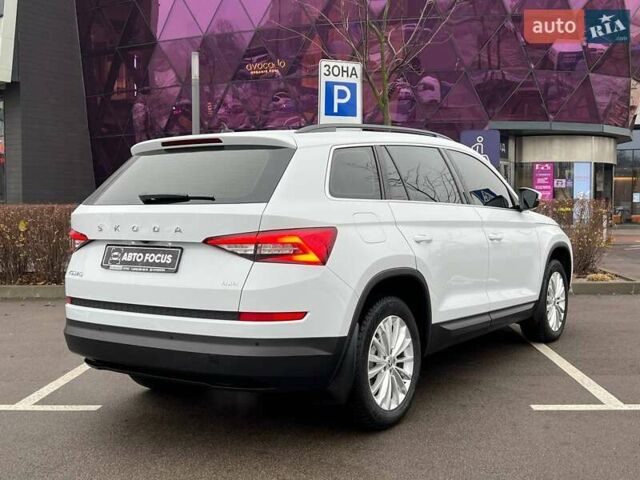 Білий Шкода Kodiaq, об'ємом двигуна 1.98 л та пробігом 75 тис. км за 29490 $, фото 7 на Automoto.ua