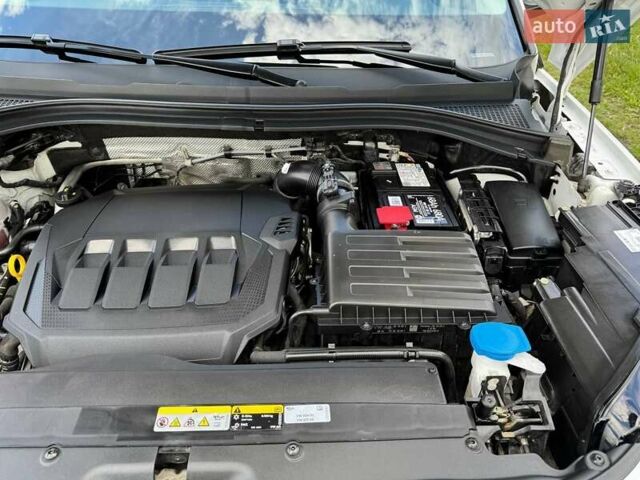 Белый Шкода Kodiaq, объемом двигателя 1.98 л и пробегом 33 тыс. км за 34500 $, фото 9 на Automoto.ua