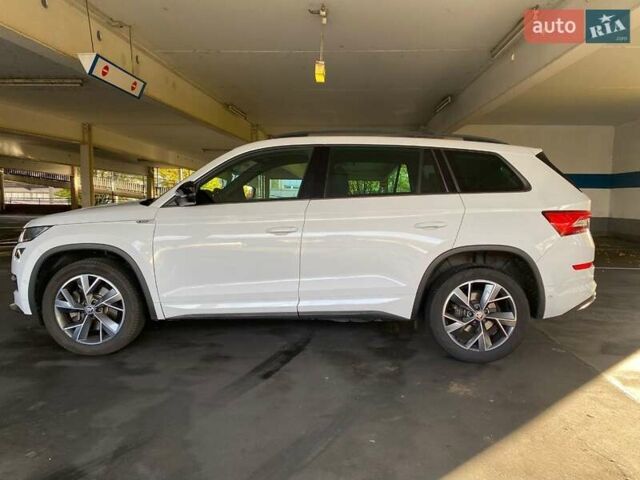 Шкода Kodiaq 2020 у Львові на Automoto.ua Білий Шкода Kodiaq, об'ємом двигуна 1.9 л та пробігом 156 тис. км за 20997 $, фото 3 на Automoto.ua