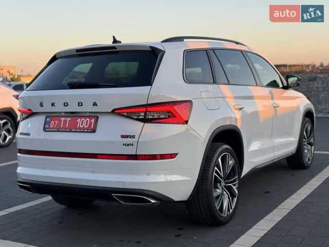 Белый Шкода Kodiaq, объемом двигателя 2 л и пробегом 195 тыс. км за 34999 $, фото 15 на Automoto.ua