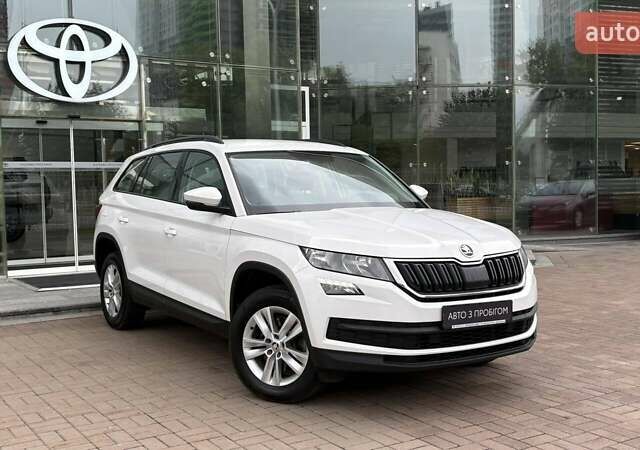 Білий Шкода Kodiaq, об'ємом двигуна 1.98 л та пробігом 131 тис. км за 24205 $, фото 17 на Automoto.ua