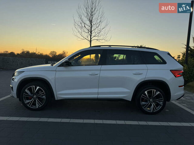 Белый Шкода Kodiaq, объемом двигателя 2 л и пробегом 195 тыс. км за 34999 $, фото 12 на Automoto.ua