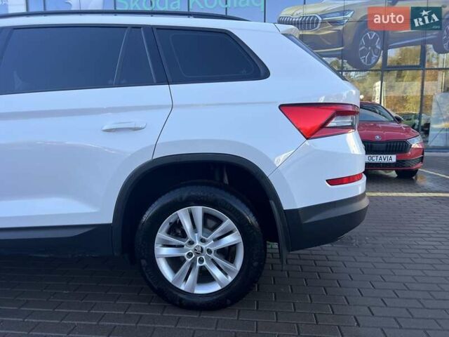 Белый Шкода Kodiaq, объемом двигателя 1.97 л и пробегом 219 тыс. км за 26200 $, фото 14 на Automoto.ua