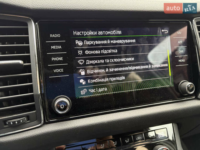 Белый Шкода Kodiaq, объемом двигателя 1.98 л и пробегом 232 тыс. км за 23000 $, фото 6 на Automoto.ua